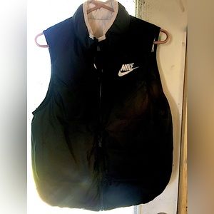 Nike puffer vest